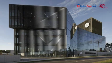 Deakin University dan Deakin College